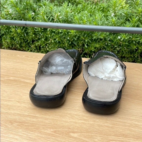 COLE HAAN BLACK LEATHER LOAFER SLIDES Made in Italy Size 8 - Picture 4 of 10